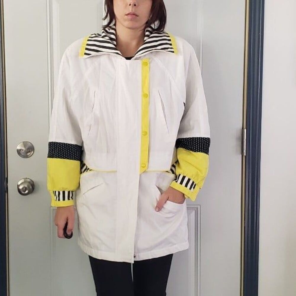 90s Fleet Street White, Black, and Yellow Oversize Jacket
